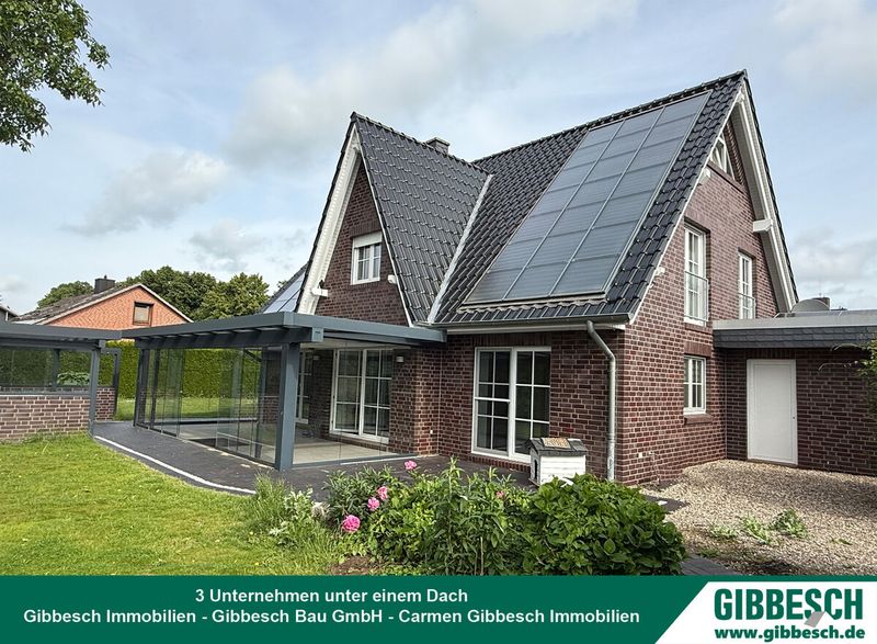 Energieunabhängiges & modernes Einfamilienhaus mit Blick
 ins Grüne -  Garage + Carport